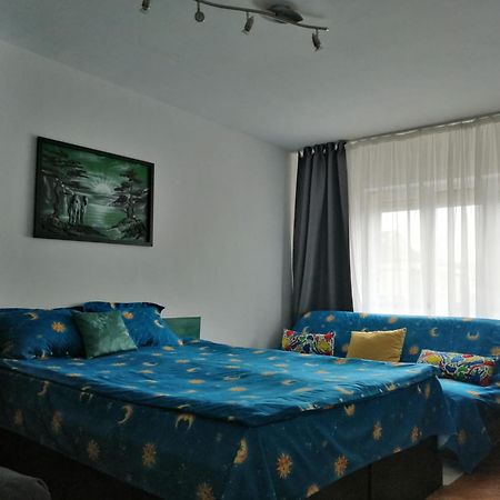 Jorali Apartamento Oradea Exterior foto