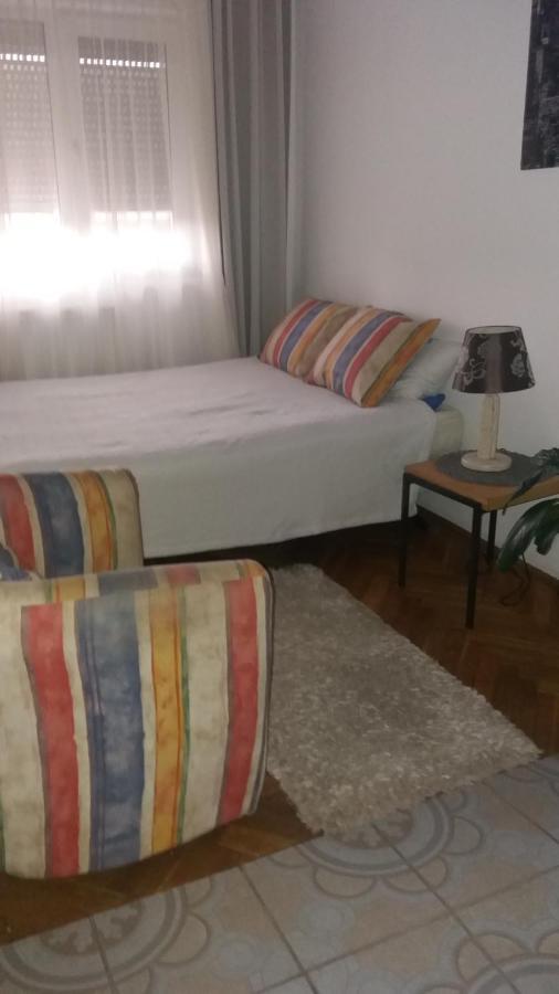 Jorali Apartamento Oradea Exterior foto