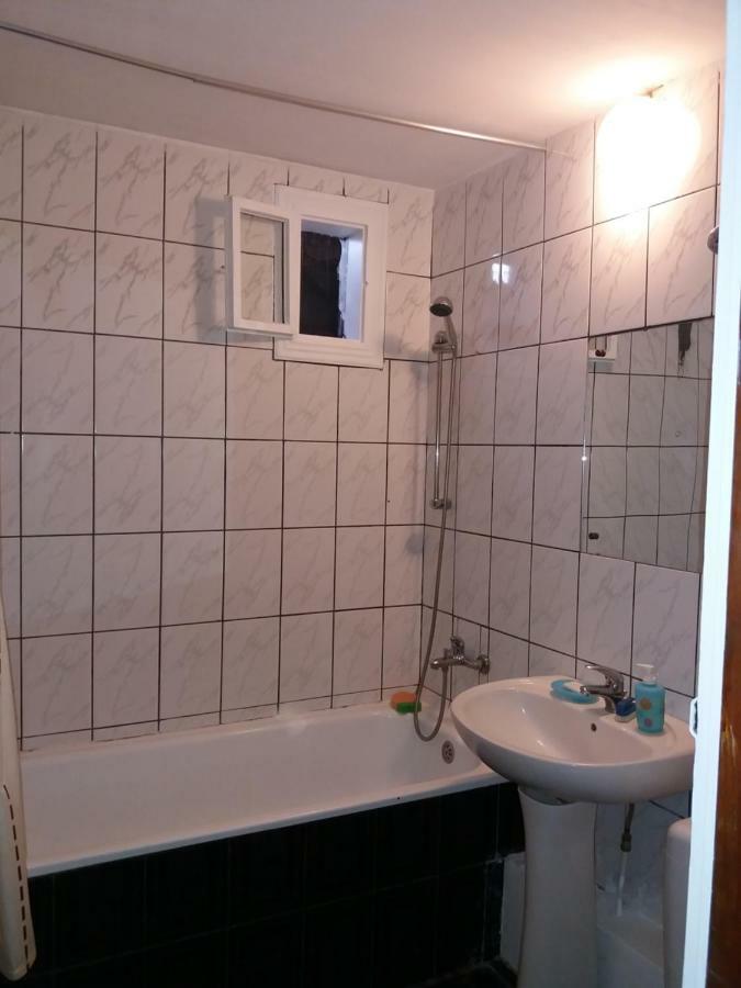 Jorali Apartamento Oradea Exterior foto