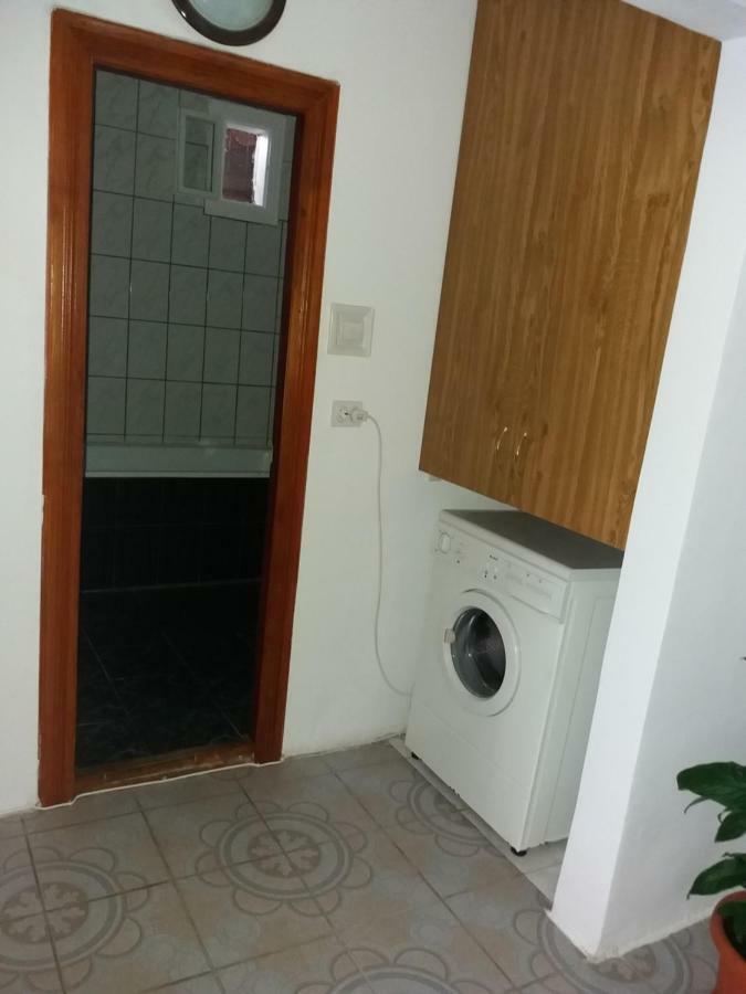 Jorali Apartamento Oradea Exterior foto